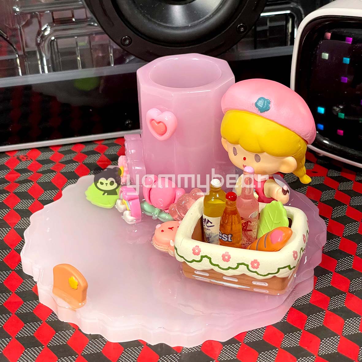 Pink picnic,Kawaii Phone Holder,Customized mobile phone holders and desktop storage decorations