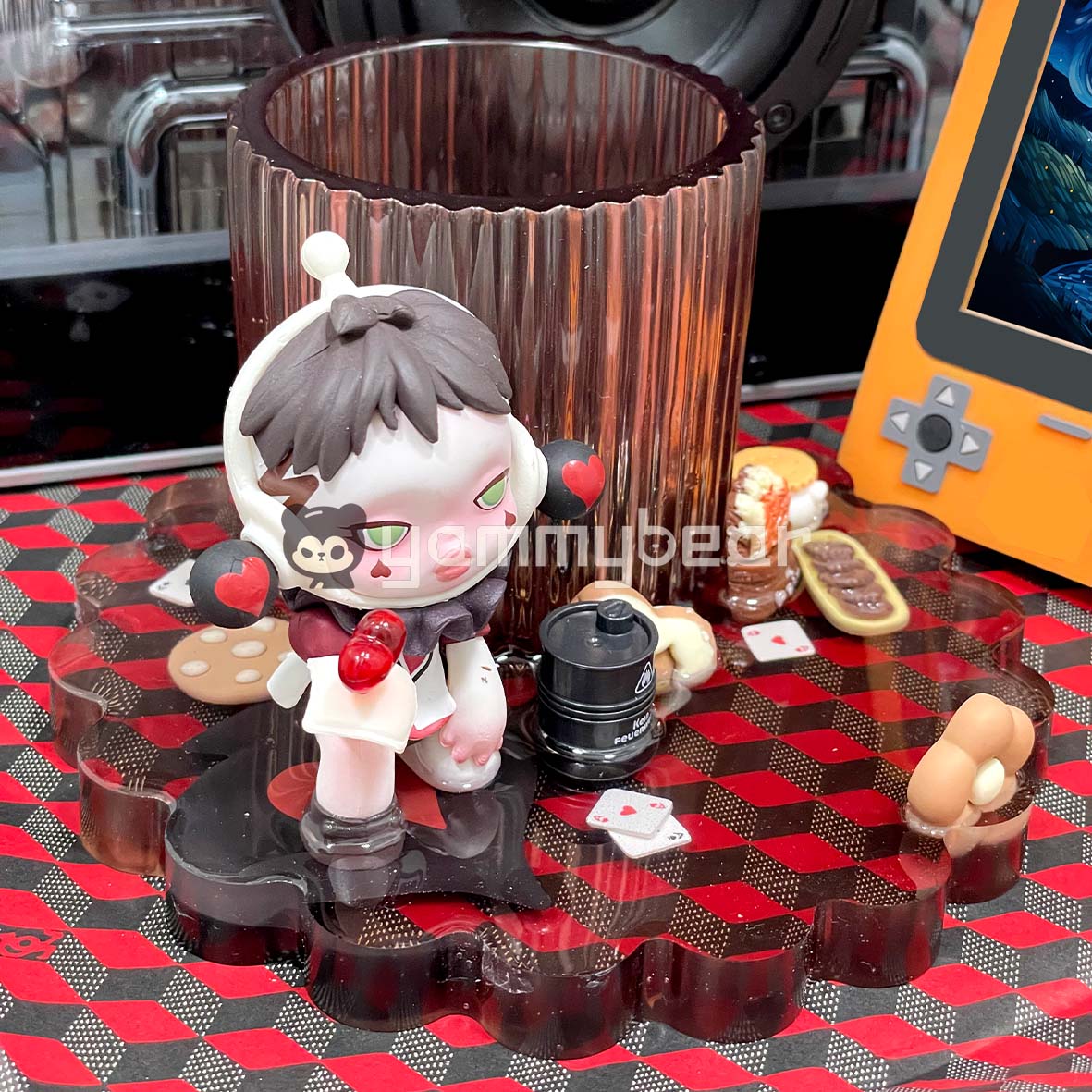 Dark brown,Kawaii Phone Holder,Customized mobile phone holders and desktop storage decorations