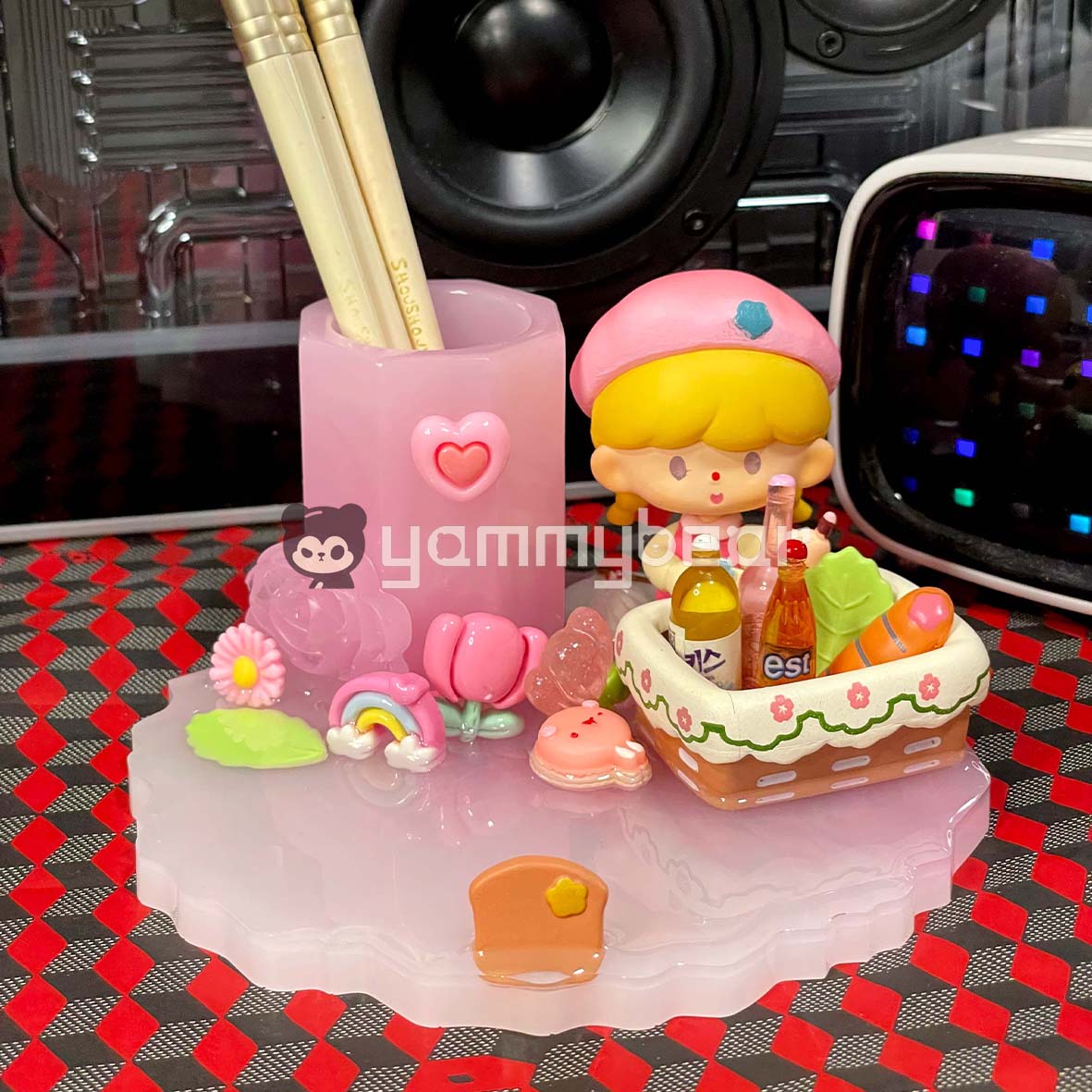 Pink picnic,Kawaii Phone Holder,Customized mobile phone holders and desktop storage decorations